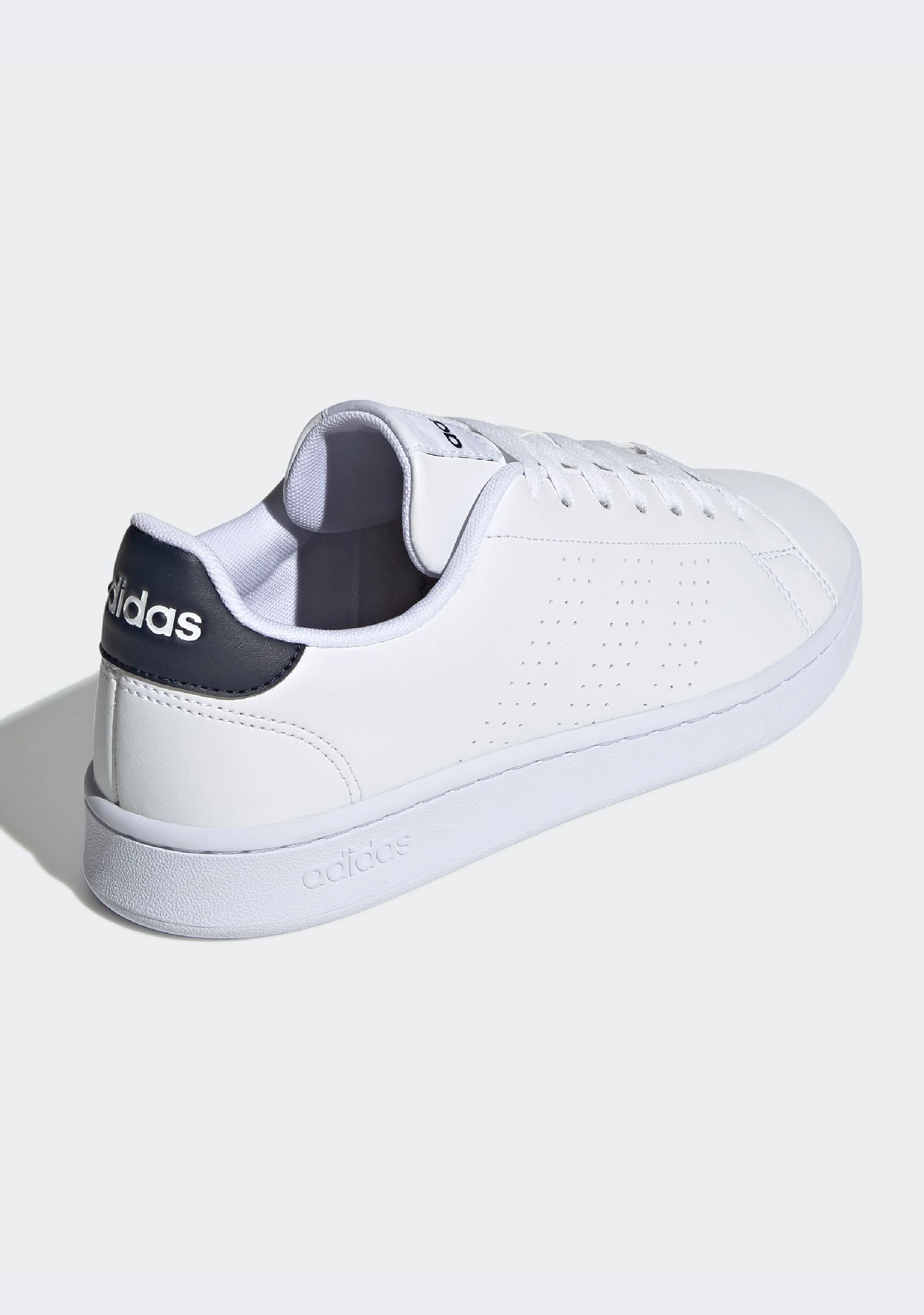 Adidas Mens Advantage