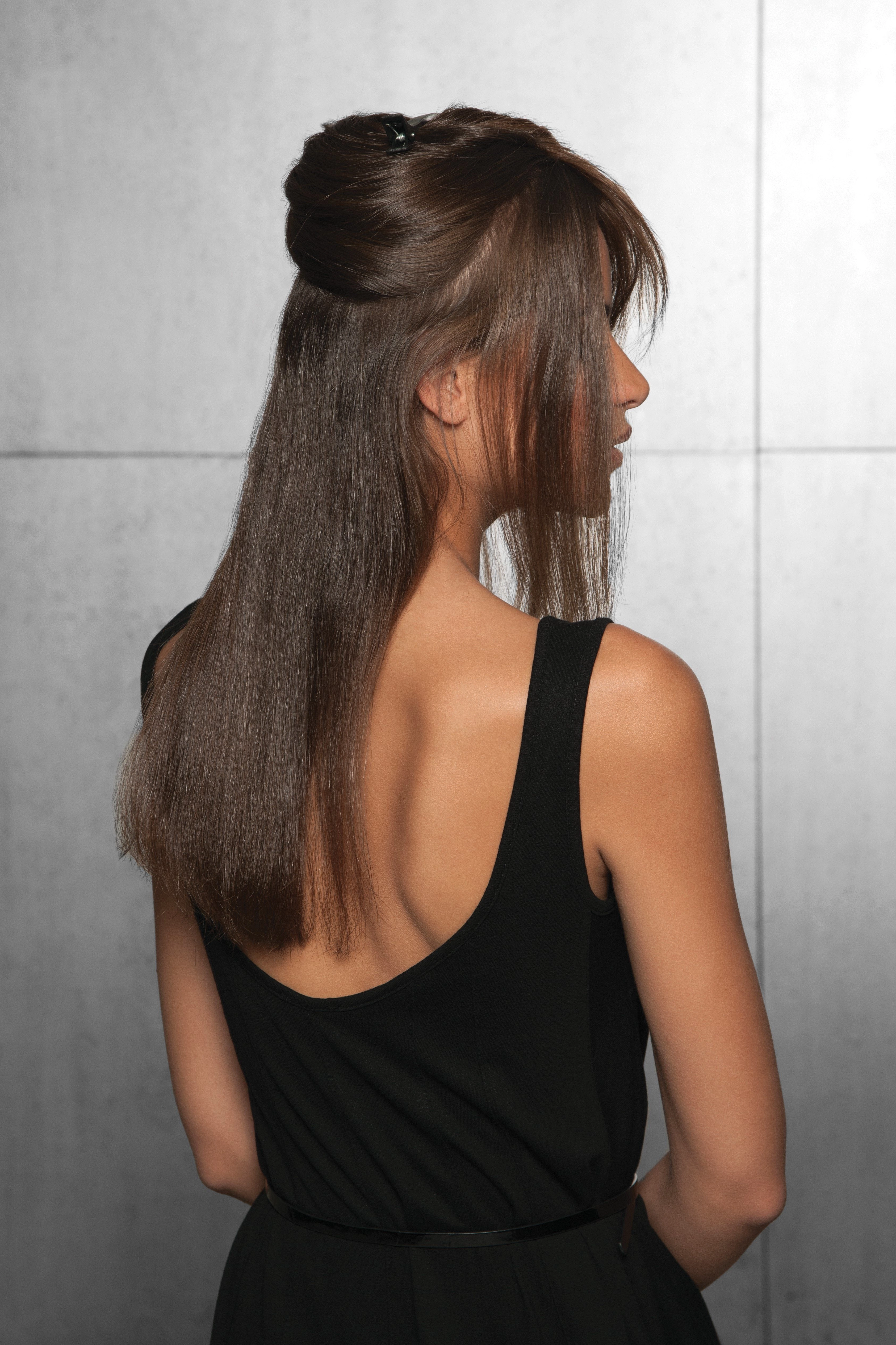 Hairdo Wigs Extensions - 20" Human Hair Invisible Extension (#HHINVX)