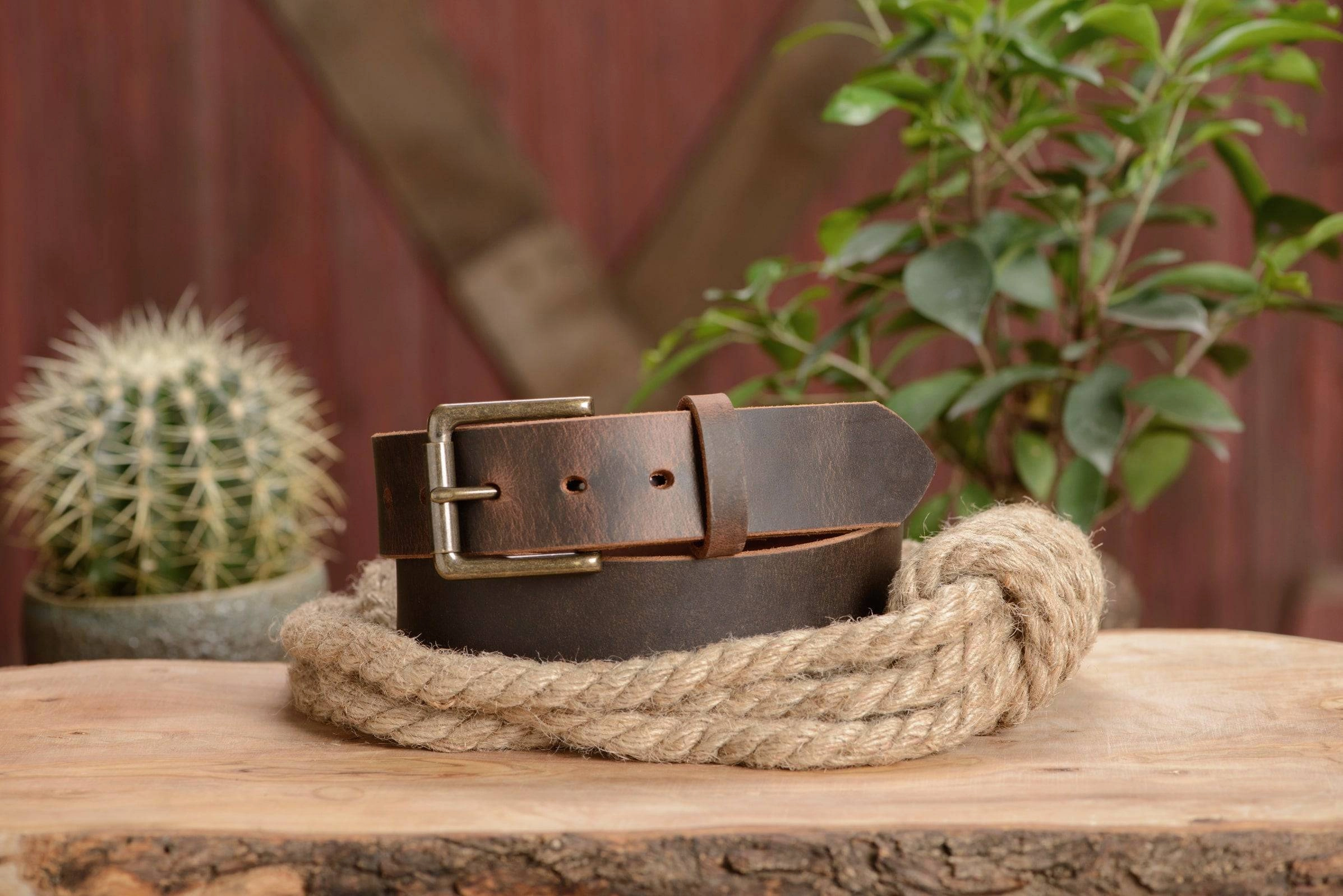 The Crazy Horse: Men's Oil Tanned Non Stitched Leather Belt 1.50"