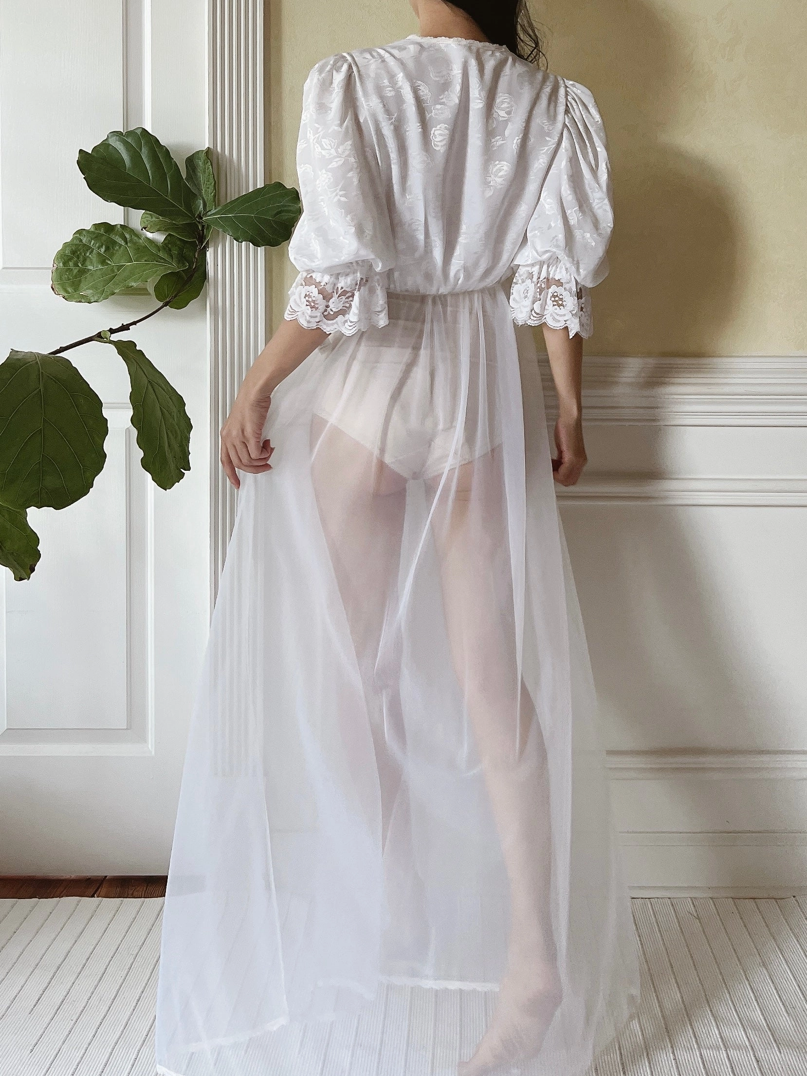Vintage Satin and Nylon Puff Sleeves Dressing Gown - XS/S