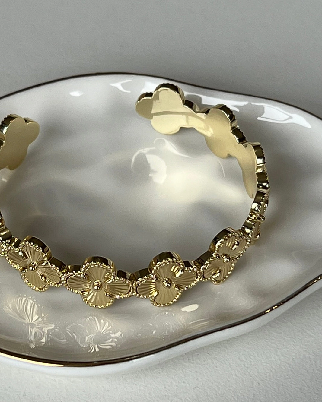 VIVIEN BANGLE - GOLD-GOLD